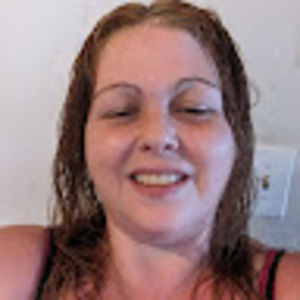 Meet your Posher, Roxanne